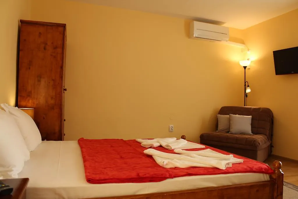 Family Guest House Kostovi Sozopol 2*,  Bulgaria