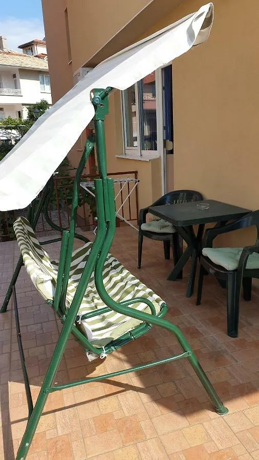 Family Guest House Kostovi Sozopol 2*,  Bulgaria